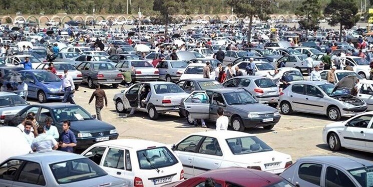 آغاز روند کاهش قیمت خودرو در بازار