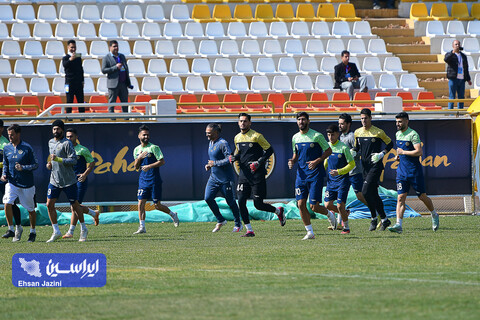 لحظاتی از آخرین تمرین سپاهان پیش از مصاف با الهلال در باغ‌فردوس