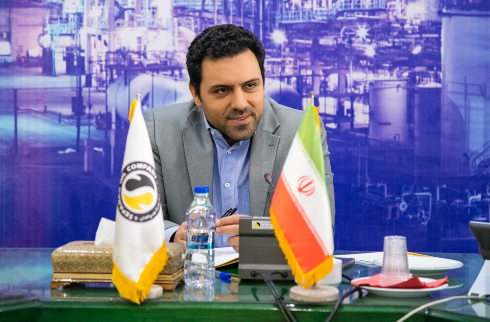 شرکت نفت سپاهان روغن مناسب خودروهای تولید داخل را رونمایی کرد