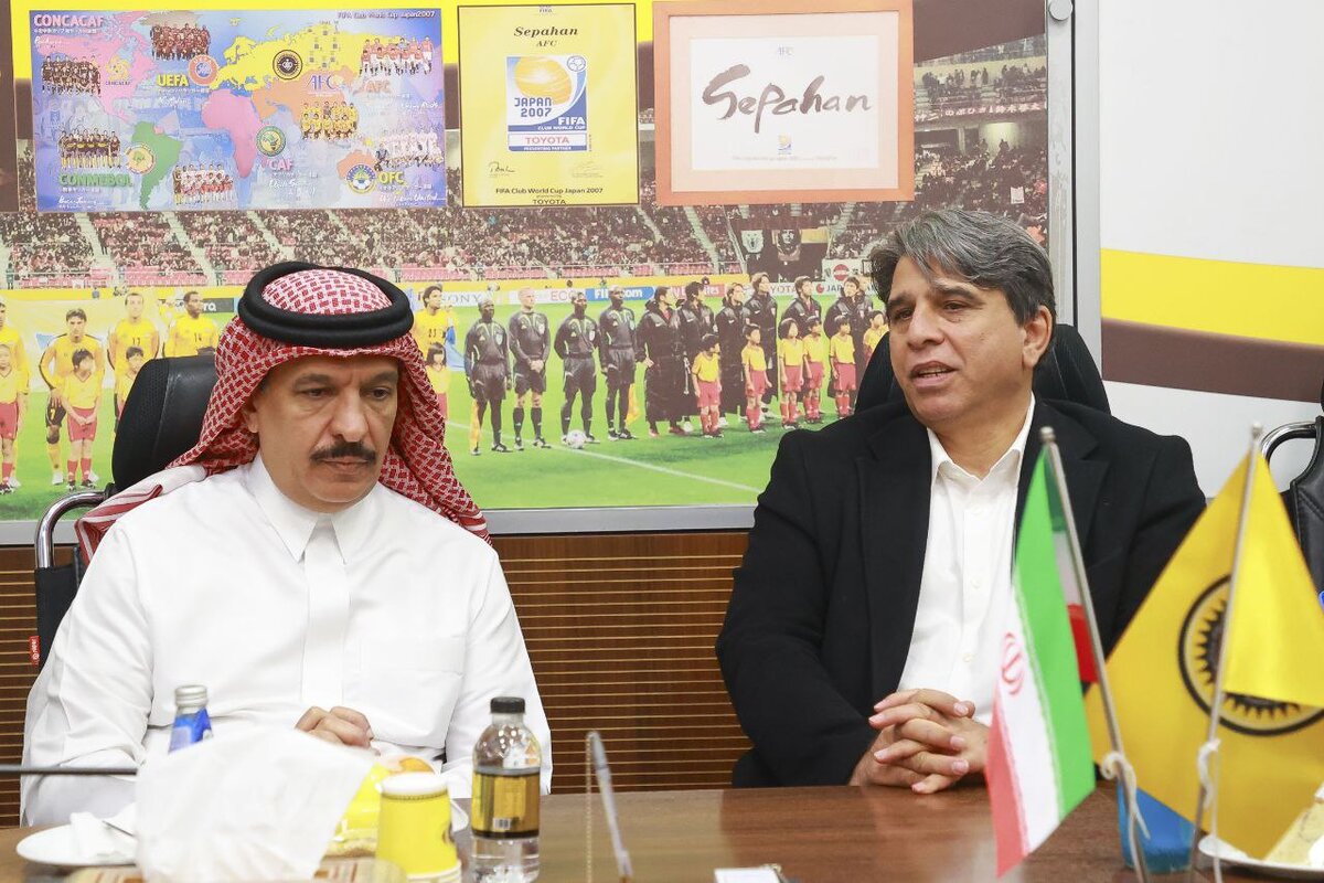 بازدید سفیر عربستان از باشگاه سپاهان و ورزشگاه نقش جهان