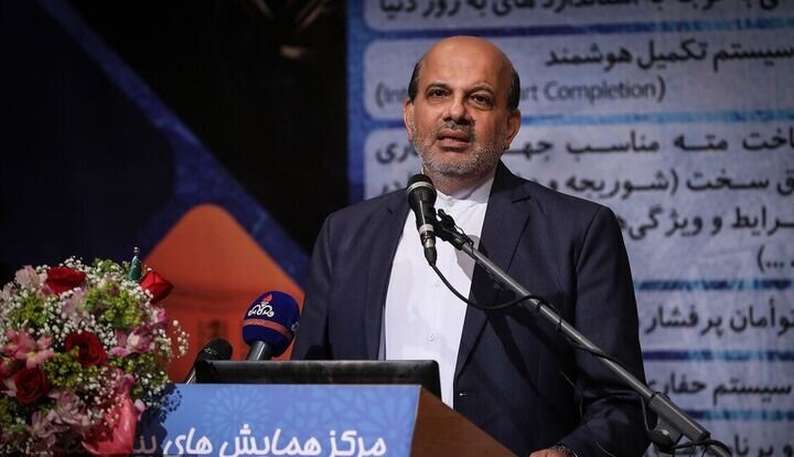 تعدد قوانین حاکم بر صنعت نفت فرآیند امضای قراردادها را طولانی می‌کند