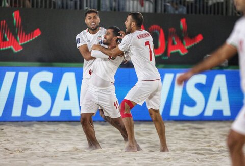 فوتبال ساحلی ایران - امارات