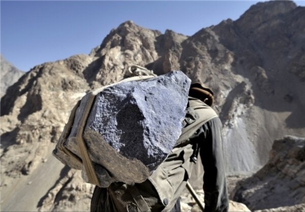 رقابت چین و آمریکا بر سر سهم ایران/ تباهی یا توسعه؟