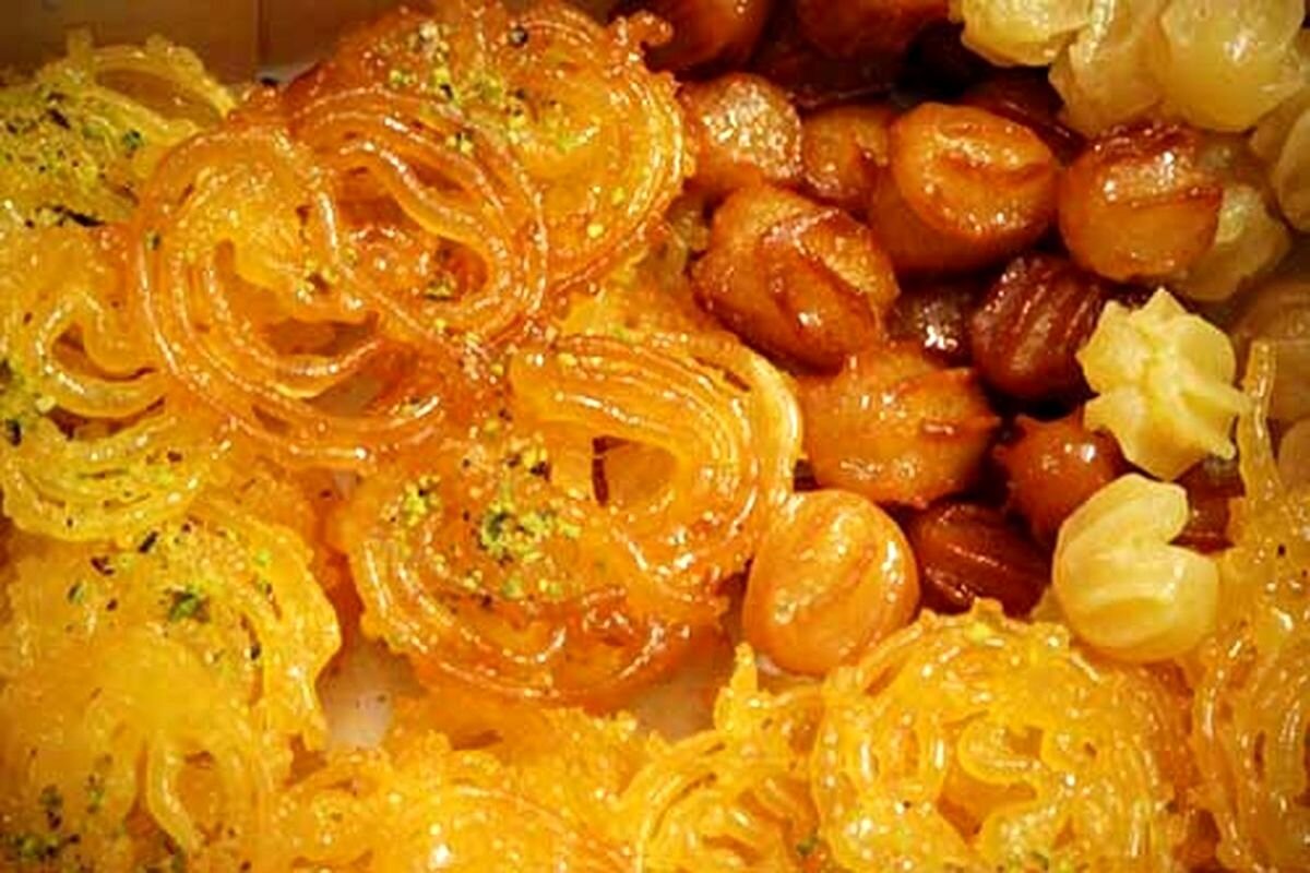 ۱۷۰ هزار تومان قیمت هر کیلو زولبیا و بامیه در ماه رمضان