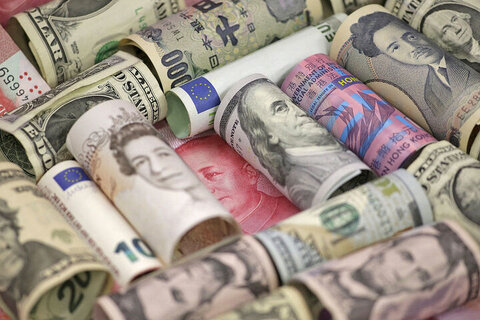 قیمت دلار و سایر ارزها ۱۷ بهمن ۱۴۰۳ دلار
