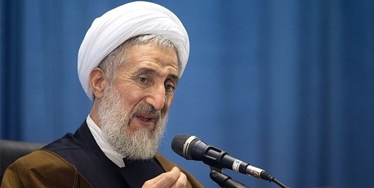 صنایع موفق به توسعه نیروی انسانی همت کنند
