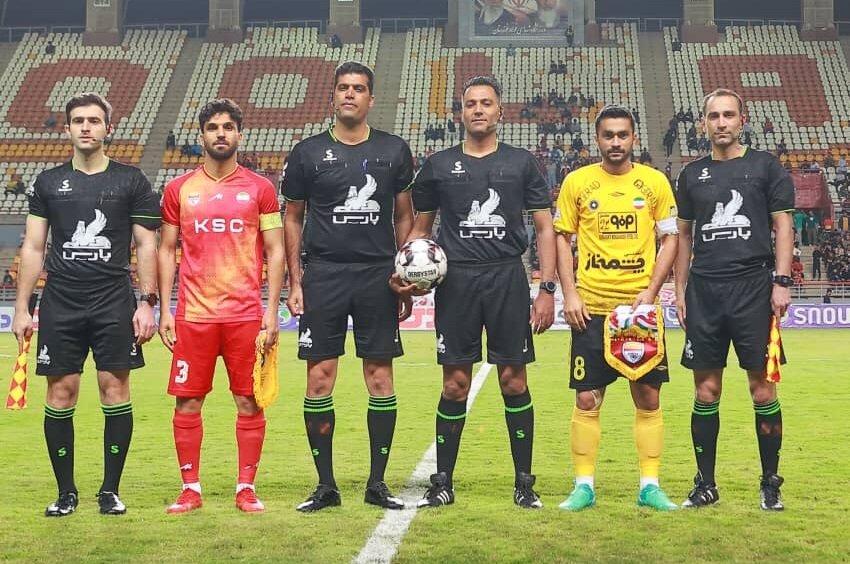 خلاصه بازی فولاد – سپاهان/ بازگشت طلایی‌پوشان به کورس رقابت