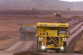 فولاد مبارکه یک صنعت ملی است/معدنکاری بخشی از مسیر توسعه است