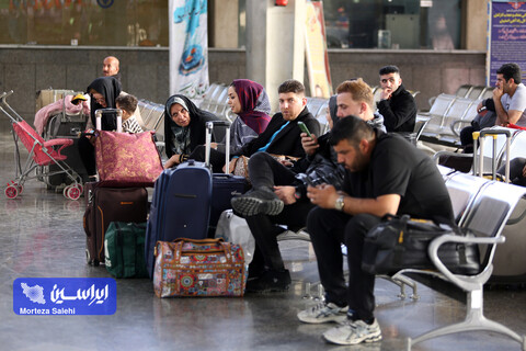 بدرقه مسافران نوروزی اصفهان