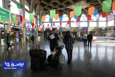 بدرقه مسافران نوروزی اصفهان