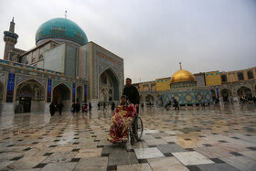 بارش باران در حرم مطهر رضوی