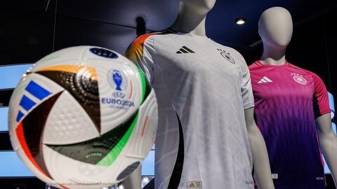 داستانهای آدیداس و تیم ملی آلمان/ از قطع همکاری ۷۰ ساله تا شماره ۴ جنجالی پیراهن تیم ملی آلمان