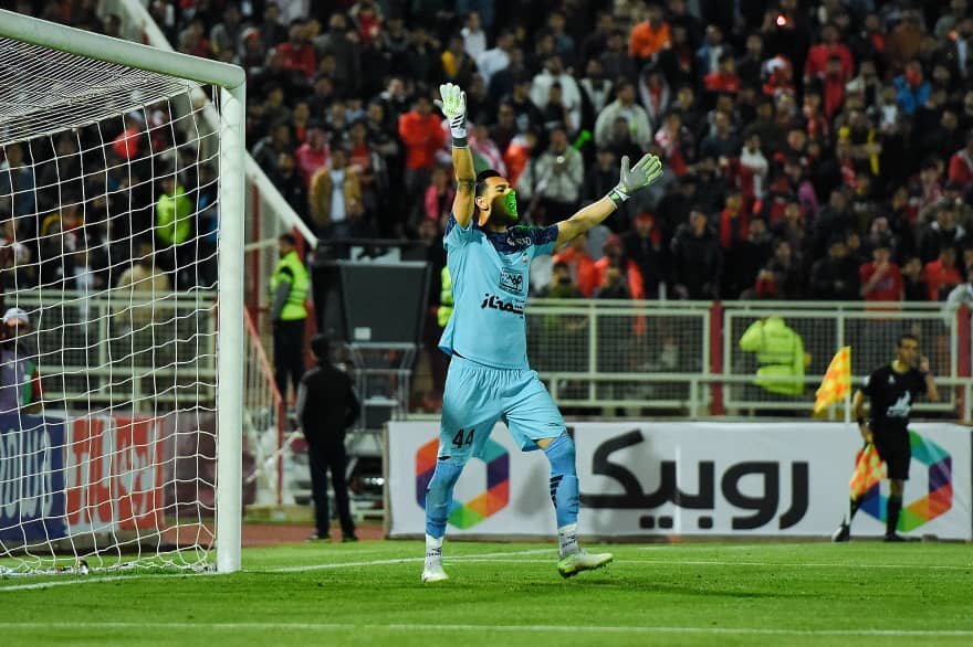 لیزراندازها هم مانع کلینشیت میرزازاد نشدند