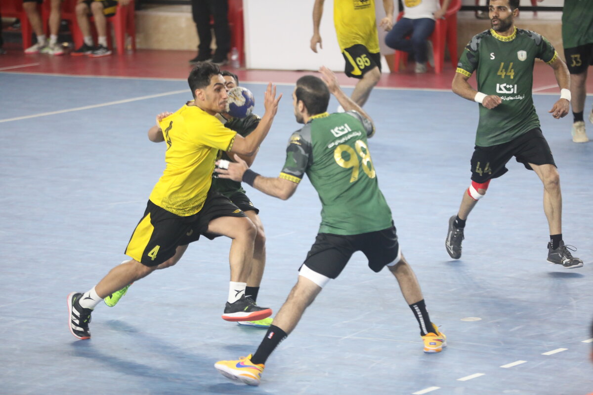 تساوی سپاهان در شیراز با چاشنی بدشانسی