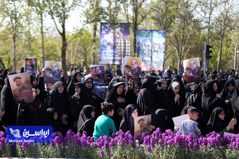 تشییع پیکر مطهر سردار شهید محمدرضا زاهدی در اصفهان