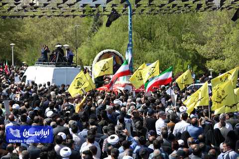 تشییع پیکر مطهر سردار شهید محمدرضا زاهدی در اصفهان