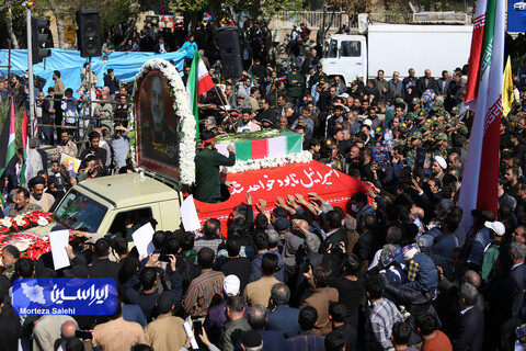 تشییع پیکر مطهر سردار شهید محمدرضا زاهدی در اصفهان