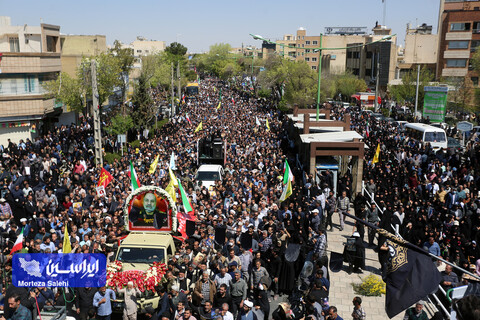 تشییع پیکر مطهر سردار شهید محمدرضا زاهدی در اصفهان