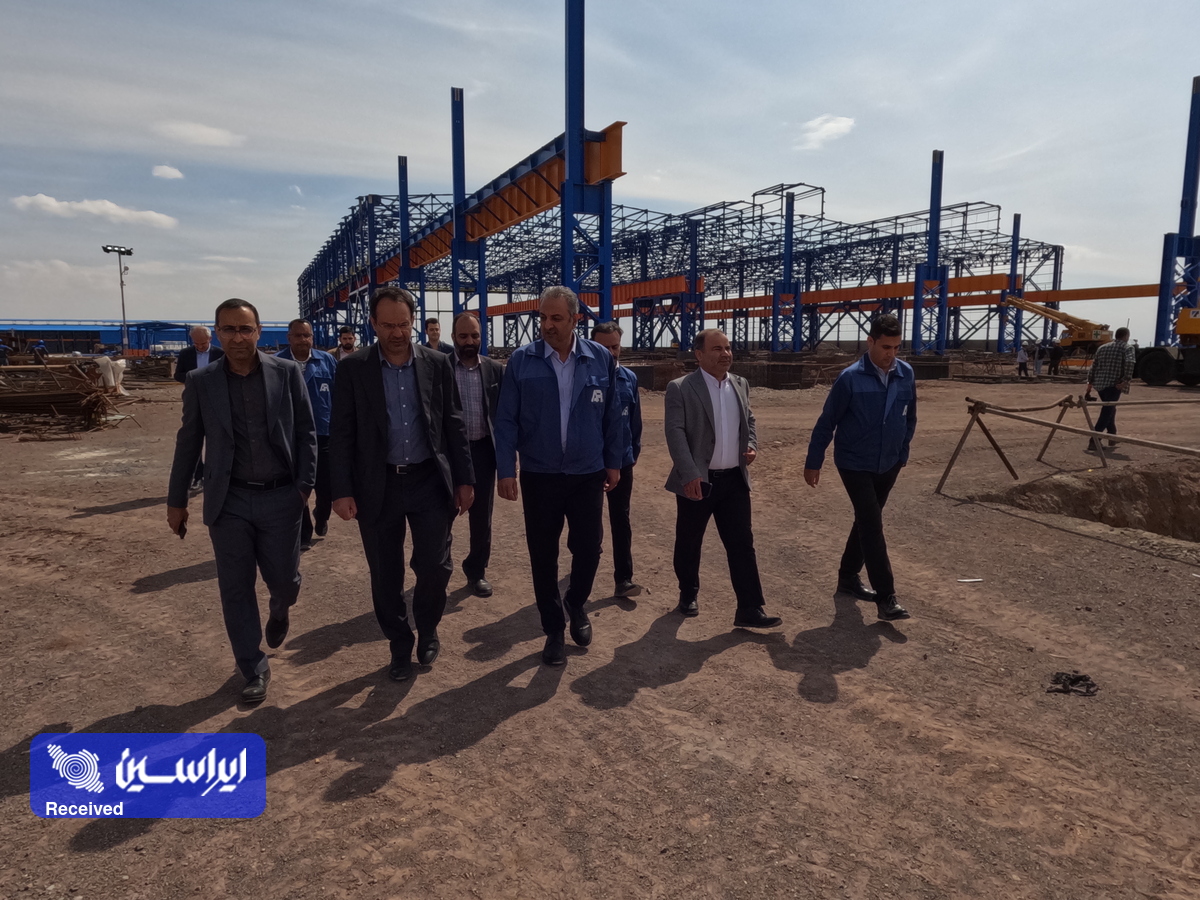 بازدید معاون سرمایهگذاری و امور شرکتهای فولادمبارکه از شرکت صنایع آتیه لوله پارتاک