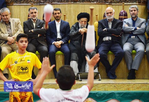 نکوداشت آیین کهن زورخانه‌گردی در ماه‌مبارک رمضان