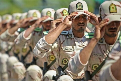 حداقل حقوق سربازان متأهل ۱۲ میلیون تومان شد سربازی