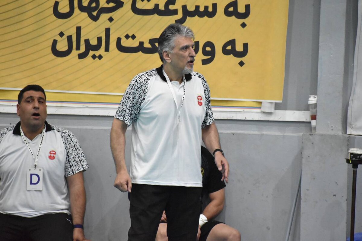 امیدوارم پیکان سبزوار برای فصل آینده اسپانسر بهتری پیدا کند