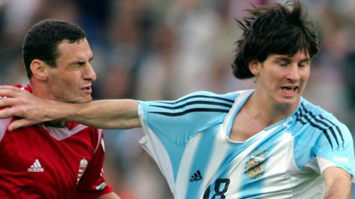 مقایسهای بین تعداد کارت قرمزهای رونالدو و مسی / دو اسطوره بزرگ که روحیات متفاوتی دارند!