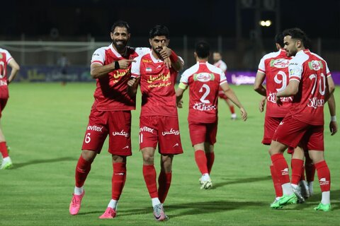 اسماعیلیفر از بازی پرسپولیس - سپاهان محروم شد دانیال اسماعیلیفر