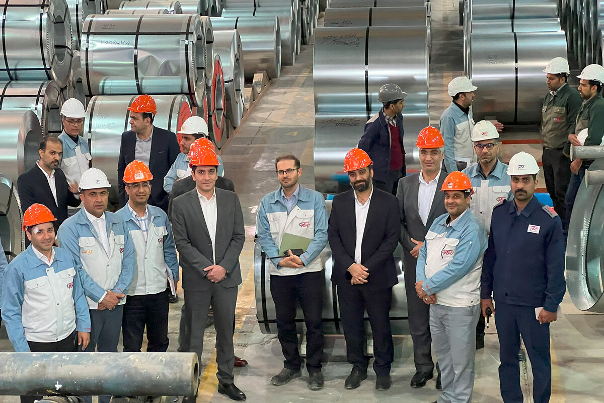بازدید مدیرعامل آتیه‌فولاد از روند پیشرفت طرح‌های توسعۀ فولاد تاراز چهارمحال