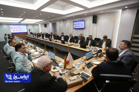 نشست مشترک هم‌اندیشی مدیران عامل، اعضای هیئت مدیره و معاونین شرکت فولاد مبارکه و گروه خودروسازی سایپا