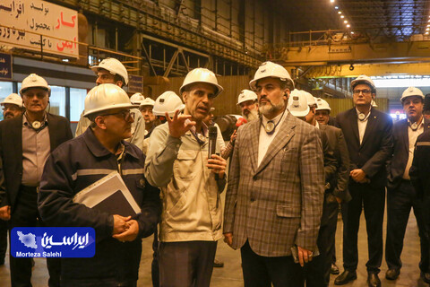 بازدید مدیرعامل سایپا و هیئت همراه و مدیرعامل فولاد مبارکه از خطوط تولید فولاد مبارکه