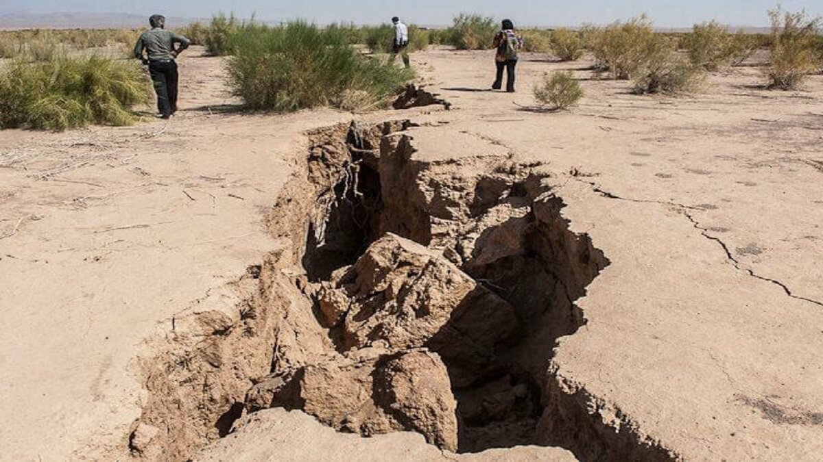 «فرونشست» عامل تشدید «فروریزش»/۳۰۰ کیلومتر لوله فاضلاب زیرزمین اصفهان فرسوده است