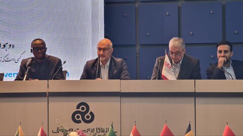 ارائه حوزههای چهارگانه همکاریهای معدنی ایران و آفریقا ایمیدرو