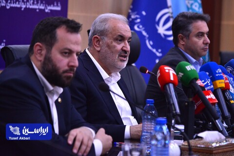نشست خبری وزیر صمت با اصحاب رسانه در ششمین نمایشگاه توانمندی های صادراتی ایران