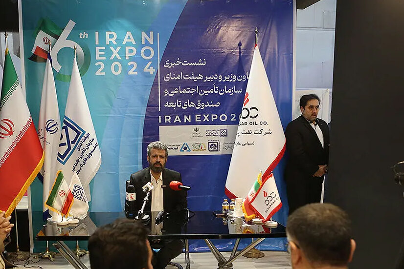 ۸ میلیارد دلار صادرات شرکت های تابعه وزارت کار در طول سال جاری