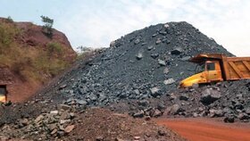افزایش فروش داخلی سنگ‌آهن در اوج التهابات بازارهای جهانی