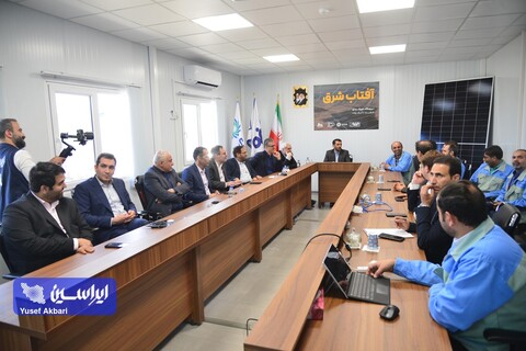 نشست مشترک مدیران ارشد شرکت فولاد مبارکه با مدیران شرکت صناپ