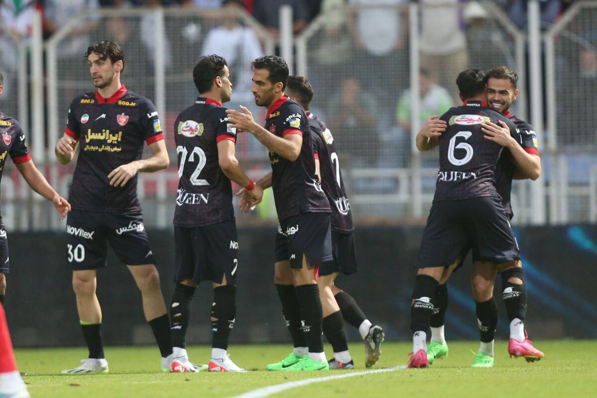 پرسپولیس با درخشش ستاره ازبکی موقتاً صدرنشین شد