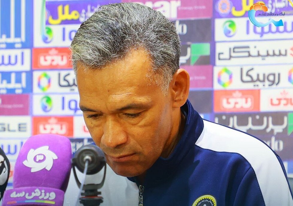 مورایس: فقط سپاهان ستاره دارد و بقیه تیم‌ها ندارند!