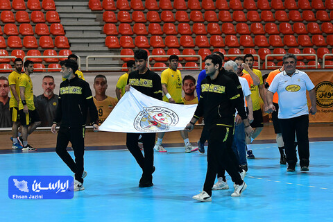 هندبال سپاهان - گیتی‌پسند