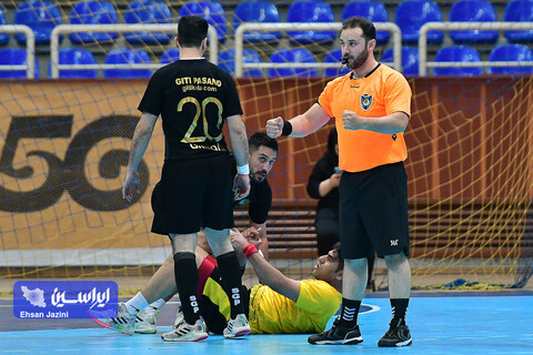 هندبال سپاهان - گیتی‌پسند