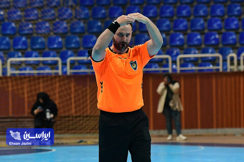 هندبال سپاهان - گیتی‌پسند