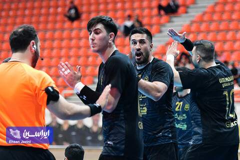 هندبال سپاهان - گیتی‌پسند