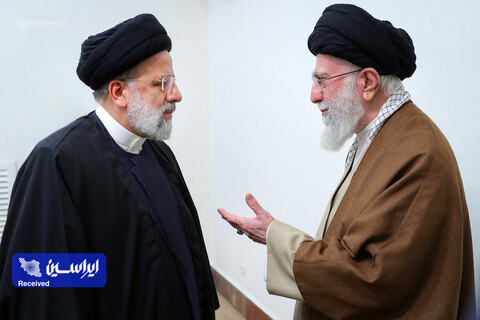 تصاویری از حجت‌الاسلام والمسلمین شهید سیدابراهیم رئیسی در کنار رهبر انقلاب اسلامی