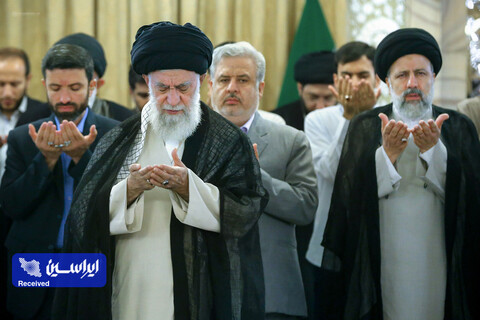 تصاویری از حجت‌الاسلام والمسلمین شهید سیدابراهیم رئیسی در کنار رهبر انقلاب اسلامی