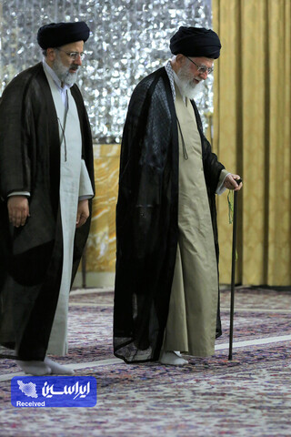 تصاویری از حجت‌الاسلام والمسلمین شهید سیدابراهیم رئیسی در کنار رهبر انقلاب اسلامی