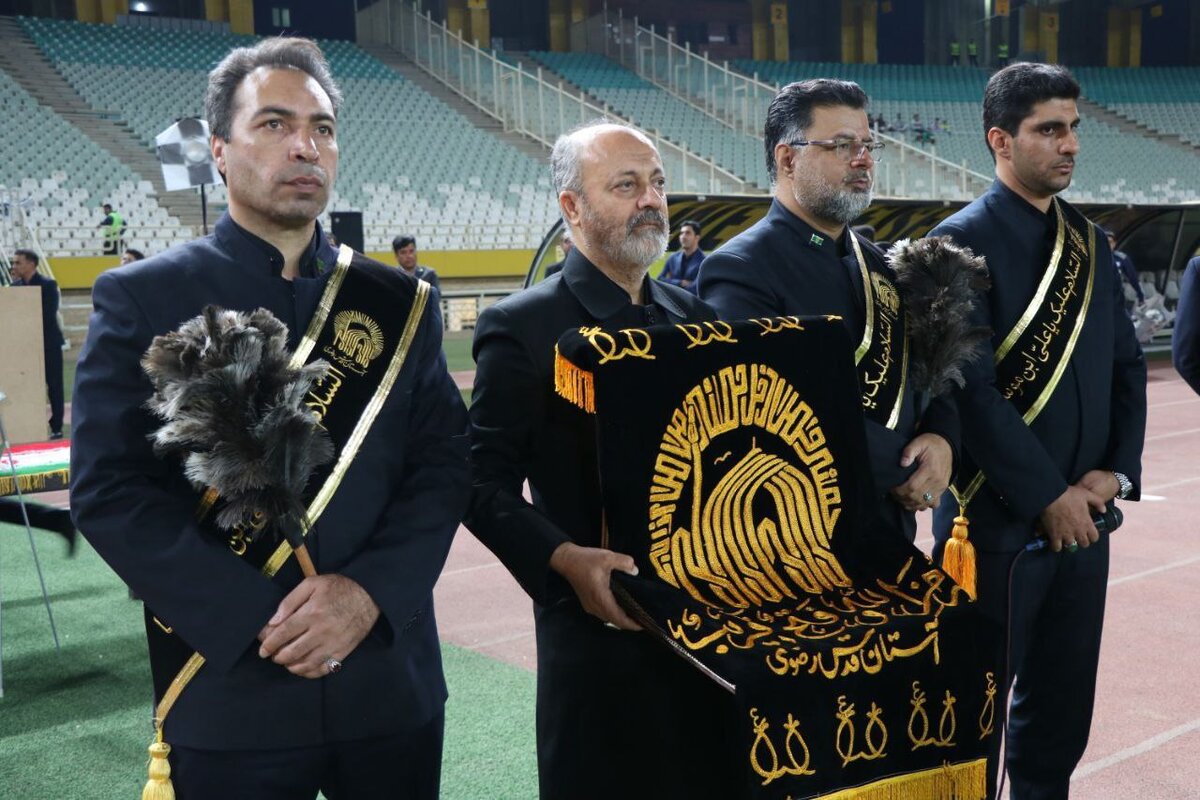 رامیداشت شهدای خدمت در ورزشگاه نقشجهان