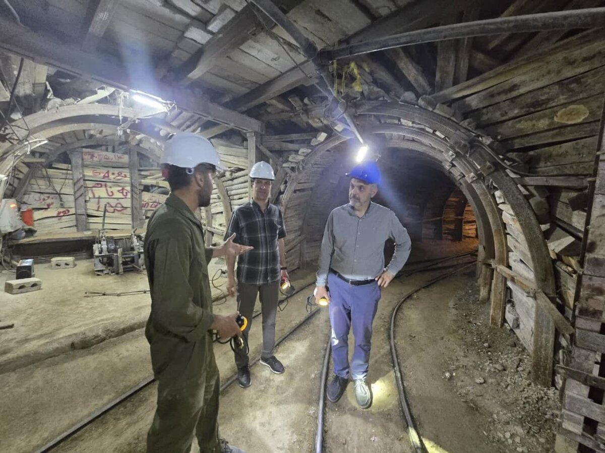 مدیرعامل گروه سرمایهگذاری توکافولاد از معادن شهید نیلچیان شرکت استقلال سپاهان بازدید کرد