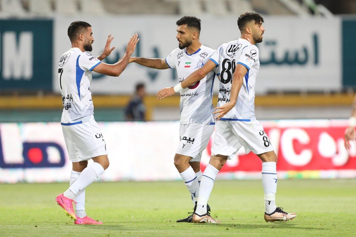 سپاهان لیگ را خوب تمام کرد/ برد استقلال بیثمر بود