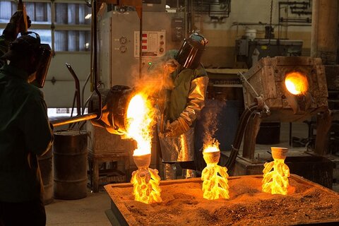 بهکارگیری تکنولوژی همزن الکترومغناطیسی در ماشین ریختهگری شماره ۵ ریخته گری